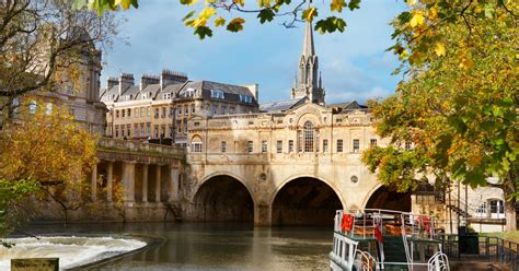 Günstige Flüge nach Bath